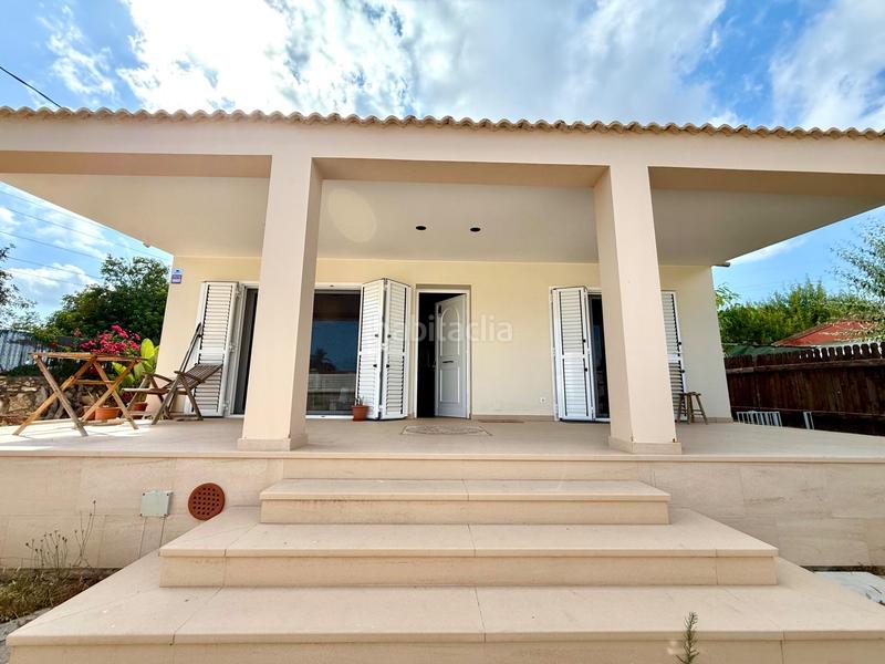Foto 5aa2576c-22d2-4212-8661-a7bfb5930ce8. Casa preciosa casa en zona tranquila de vilanova y la geltrú en Vilanova i la Geltrú