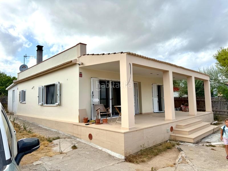 Foto d5ba889c-d1b4-4bb1-8fc6-17eaed9d17a7. Casa preciosa casa en zona tranquila de vilanova y la geltrú en Vilanova i la Geltrú