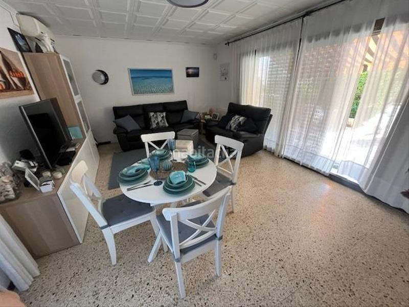 Foto 1aed7f4b-c1d0-467c-89a5-ce6d8534332d. Casa espectacular casa en segunda linea de mar con piscina!!! en Cubelles