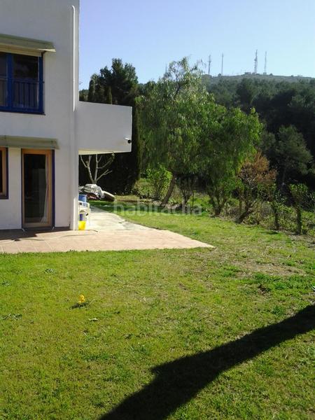 Foto b887d2af-a717-44da-b6d5-8e6fbaffd004. Chalet encantador chalet con piscina privada y entorno natural en Canyelles