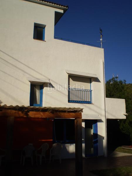 Foto e2bc2fdb-93c2-4cf6-937b-6ce1d9d292cb. Chalet encantador chalet con piscina privada y entorno natural en Canyelles