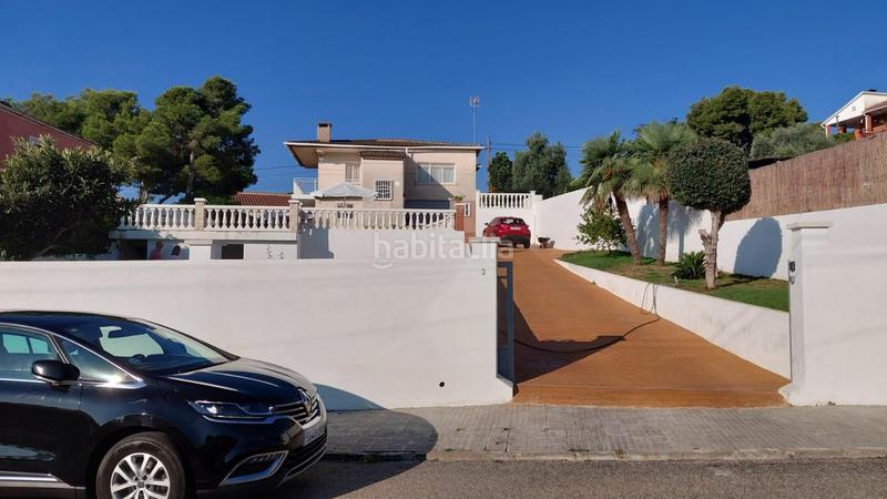 Foto eef0aaf8-f115-4f00-b5e9-a4021c35f269. Maison avec chauffage parking piscine dans costa Cunit - els jardins - els rosers Cunit