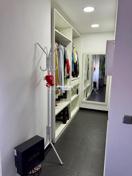 Foto 97aa38cb-83b1-42a1-a044-df1078c1e263. Xalet amb calefacció aparcament piscina a Cunit residencial Cunit