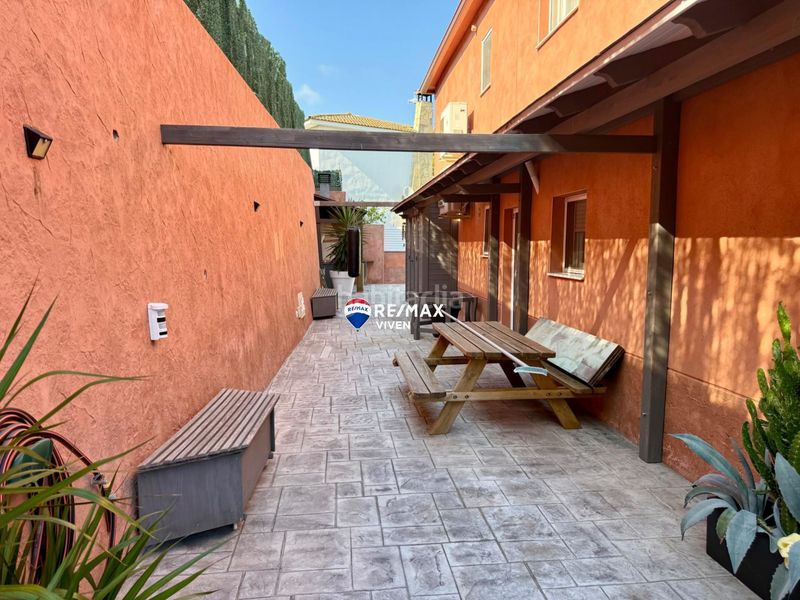 Foto a66e1f7a-9fd3-49f8-93d0-844f86f488c3. Chalet  en cubelles en Cunit residencial Cunit