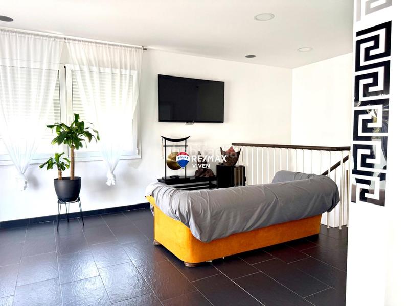 Foto a6cd37e0-d9c3-40d1-8f3d-e013ca926e77. Xalet amb calefacció aparcament piscina a Cunit residencial Cunit