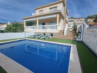 Casa a Castellet i la Gornal. Casa en venta en costa cunit