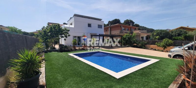 Foto 53b2e1b3-79b8-480a-a537-1c8e18263c4d. Casa amb calefacció piscina a Canyelles