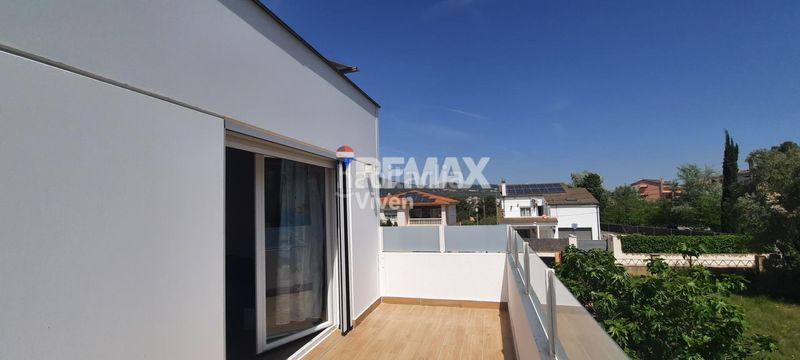 Foto 5cd71ce7-27fa-4333-b987-25534df485e2. Casa amb calefacció piscina a Canyelles