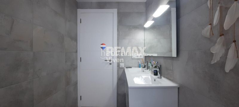 Foto a2b2e92b-7e71-4d5c-b0eb-b8082437f2e3. Casa amb calefacció piscina a Canyelles