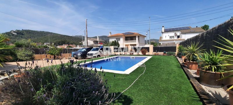 Foto ef71098b-2395-46d2-bd97-b45656c5da42. Casa amb calefacció piscina a Canyelles