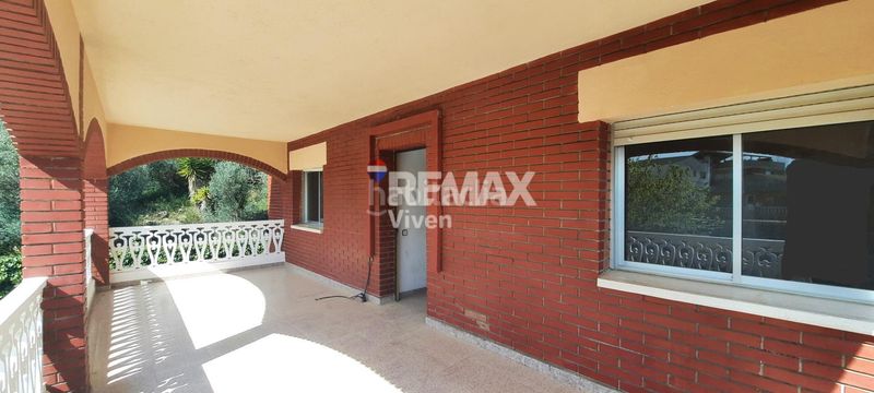 Foto 88f7c78e-c2d4-4452-b7b9-36d7afc68ec2. Casa amb aparcament a Mas Trader-Corral d´En Tort-Corral d´En Cona Cubelles