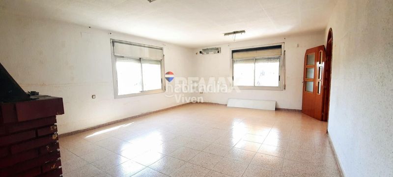 Foto 9830a0ac-f065-4824-ae9e-babaf3ea56eb. Casa amb aparcament a Mas Trader-Corral d´En Tort-Corral d´En Cona Cubelles