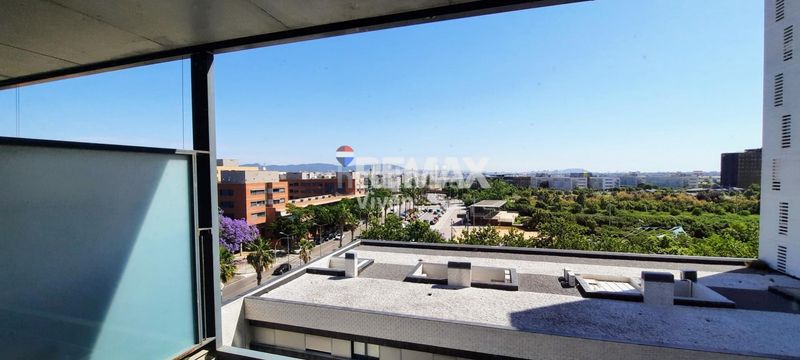 Foto 4240b375-7a9e-4061-af8d-0eb6636bd386. Pis amb aparcament piscina a Vilamarina Viladecans
