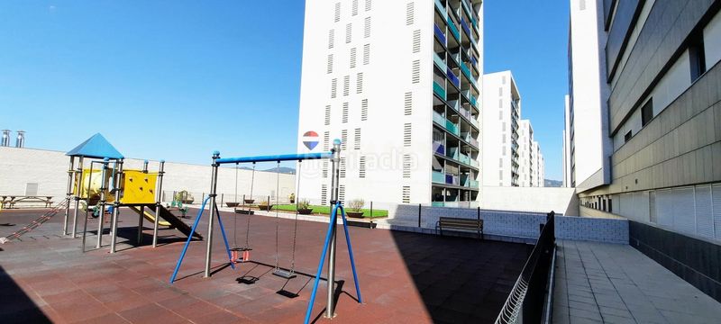 Foto ef252264-0fef-49e6-9dc2-0b93fa71e78a. Pis amb aparcament piscina a Vilamarina Viladecans
