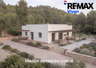 Bauernhof in Nord. Finca de 6.000 m2 en el garraf con gran potencial