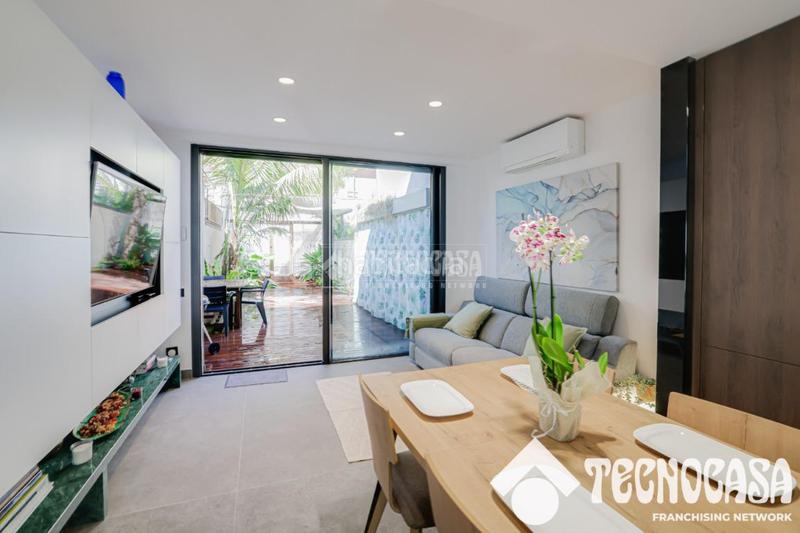 Foto 72b776b0-6218-4b8c-a36f-0343d19207d4. Casa pareada casa en venta en Sant Andreu de Palomar Barcelona
