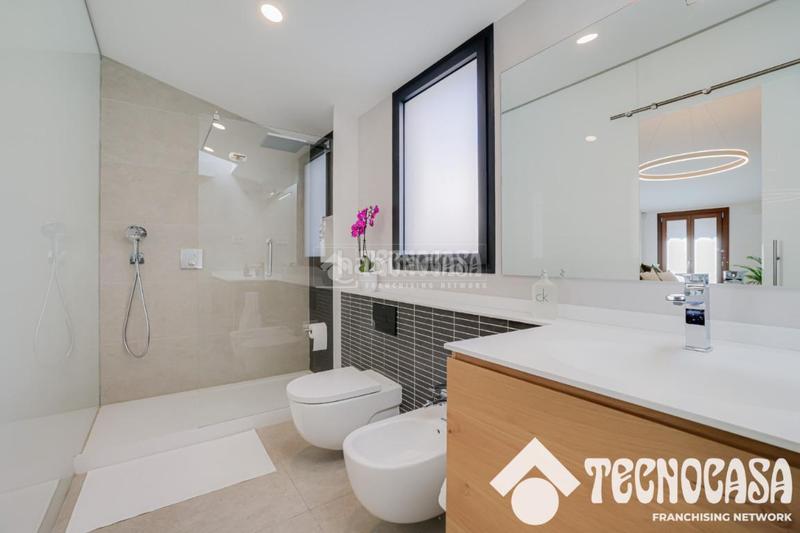 Foto 7610878c-3f8b-4603-973f-1bbf073defd9. Casa pareada casa en venta en Sant Andreu de Palomar Barcelona