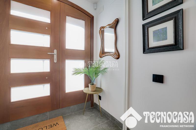 Foto b73aada2-dc0d-4a40-839f-4c4fbf3ca9c7. Casa pareada casa en venta en Sant Andreu de Palomar Barcelona