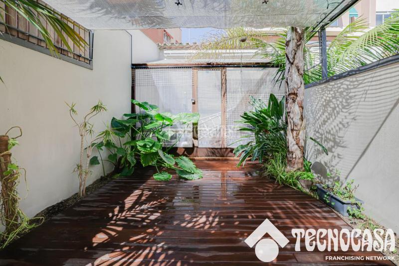 Foto d6c623e2-b0bb-4b89-8090-1e5feff82a62. Casa pareada casa en venta en Sant Andreu de Palomar Barcelona