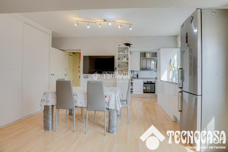 Foto 30cbeed8-4bf9-44e4-a73c-e94c72e860d5. Piso  en venta en Besòs - Maresme Barcelona