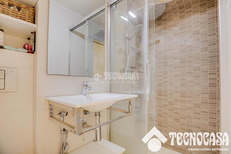 Foto 35963399-2319-41a7-996c-1ea27952ebf2. Piso  en venta en Besòs - Maresme Barcelona