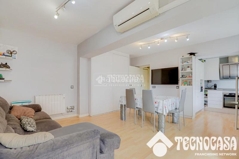 Foto 4e1185d6-901d-4bcc-9e1c-daf4341ee8dc. Piso  en venta en Besòs - Maresme Barcelona