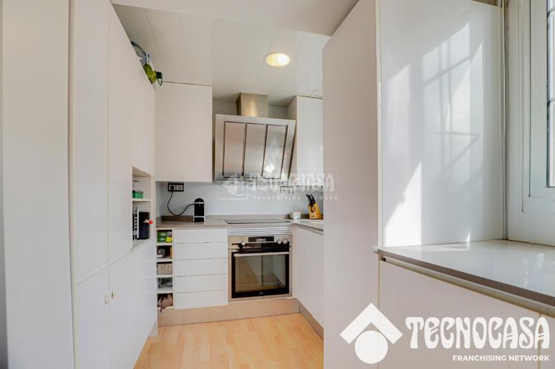 Foto 802b95b3-d3bc-461f-a711-4d01cd390559. Piso  en venta en Besòs - Maresme Barcelona