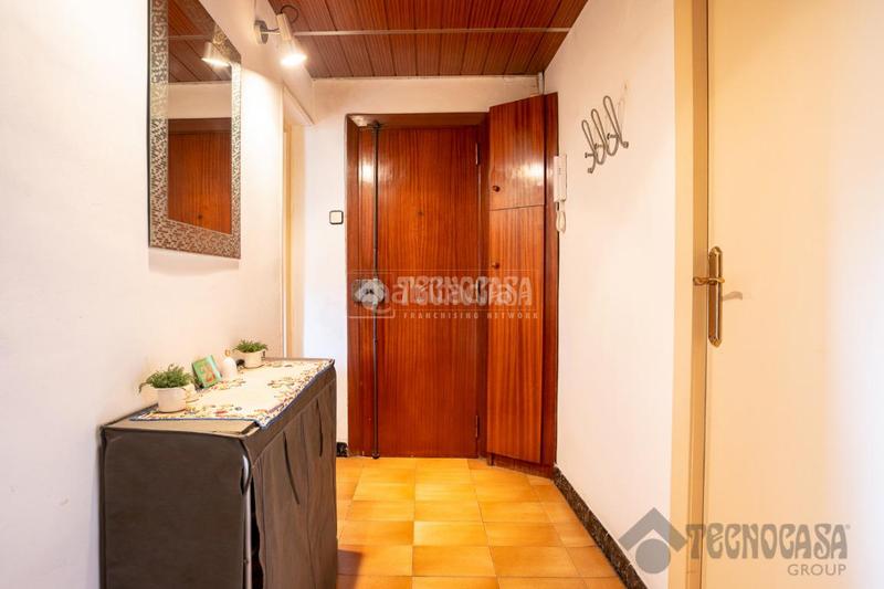 Foto 271a5edf-40ce-44e5-946b-08a6ad9df132. Piso  en venta en Besòs - Maresme Barcelona