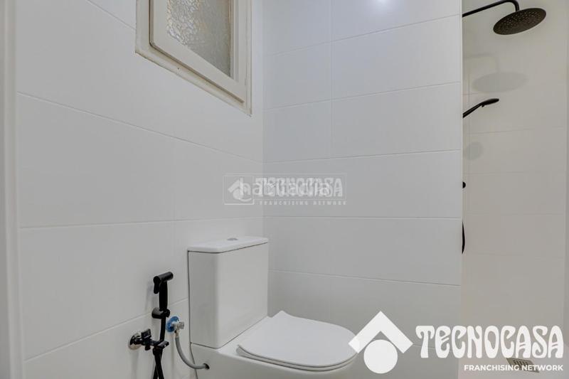 Foto 0b695def-51fa-427d-9782-a332ce35962a. Local comercial tienda en venta en Besòs - Maresme Barcelona