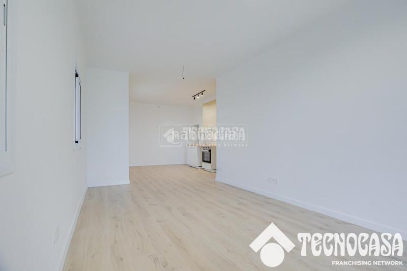 Foto f47ffa3b-3800-4df6-8dd7-6a0bcbe9d3a1. Local comercial tienda en venta en Besòs - Maresme Barcelona