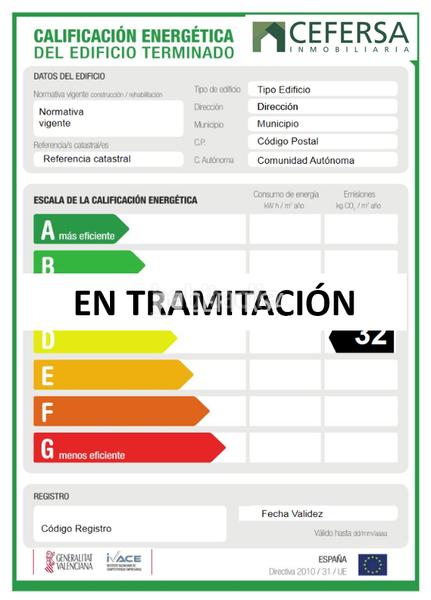 Foto 88d3bf47-7026-46d9-8bf3-1ccfc6fcf210. Casa con riscaldamento parcheggio in Tres Torres Barcelona