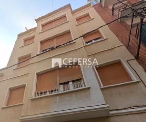 Edificio in Centre. Edificio residencial en zona céntrica de cornellá  rambla j. ans