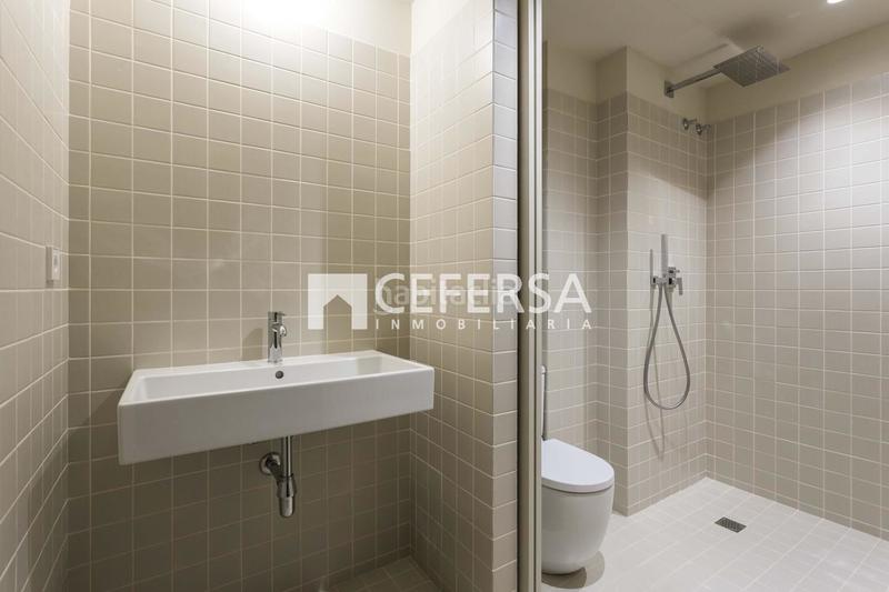 Foto 8cbfaf08-e509-4874-94c5-235335fdb709. Planta baixa amb calefacció a Sagrada Família Barcelona