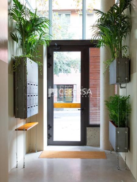 Foto d28467cd-3a13-4c2c-bca3-2f061edbb6f4. Planta baixa amb calefacció a Sagrada Família Barcelona