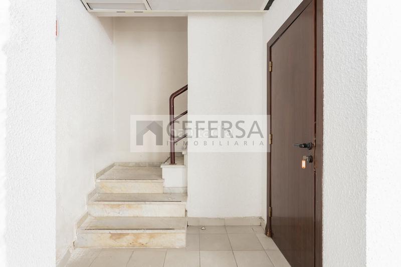 Foto 76f50488-312b-4b3d-9f91-6621a769fe3a. Alquiler edificio  comercial único en el centro de les Tres Torres. en Barcelona