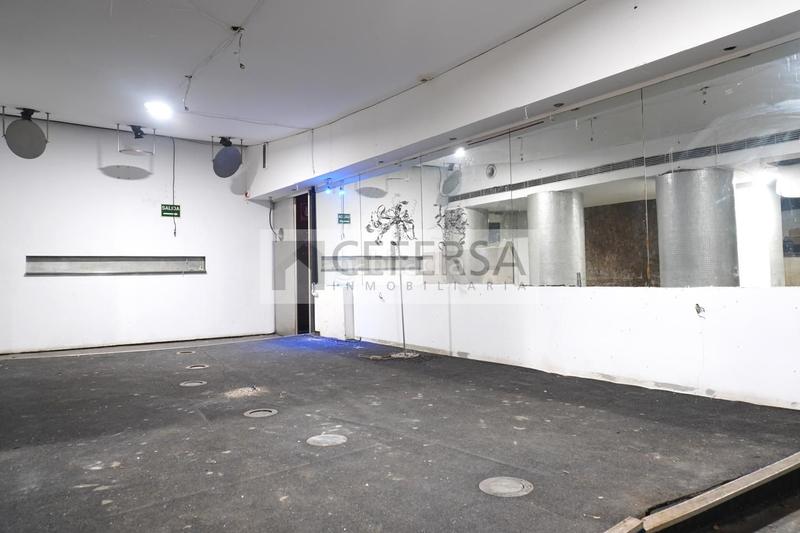 Foto dfd313fe-ebbf-41c6-b314-d3fbf90cc98b. Local comercial  en venta en balmesparis en Barcelona