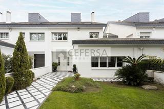 Maison jumelée  Carrer dels cavallers. Gran casa unifamiliar en exclusiva calle de pedralbes.