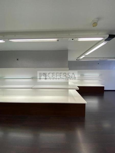 Foto caaee11b-0fab-45f7-b238-422226dcb497. Location bureau dans La Nova Esquerra de l´Eixample Barcelona
