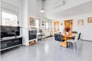 Maison  De la marina. Casa unifamiliar con licencia turística y locales comerciales en