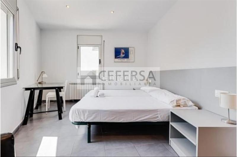Foto 5a8df5fa-4c3b-431e-8c9a-bb86a8aba167. Casa  unifamiliar con licencia turística y locales comerciales en ubicación inmejorable del passeig en Blanes