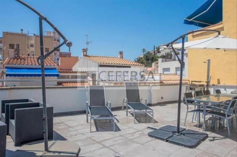 Foto 5b4149a4-cad1-4bb5-b422-0cdc4666b88b. Casa  unifamiliar con licencia turística y locales comerciales en ubicación inmejorable del passeig en Blanes