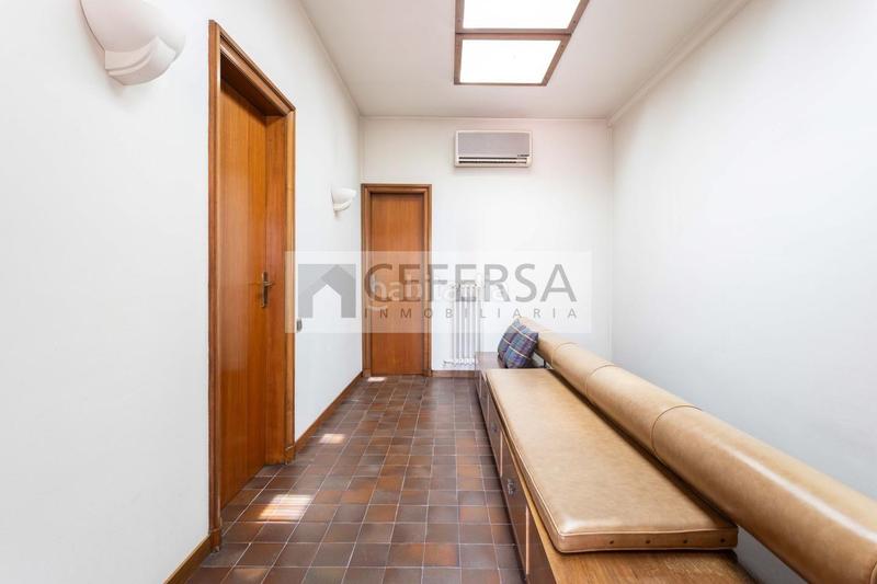 Foto 5c7a1f8d-68cd-498b-8539-369bc8fe3a02. Edificio in Putget - Farró Barcelona