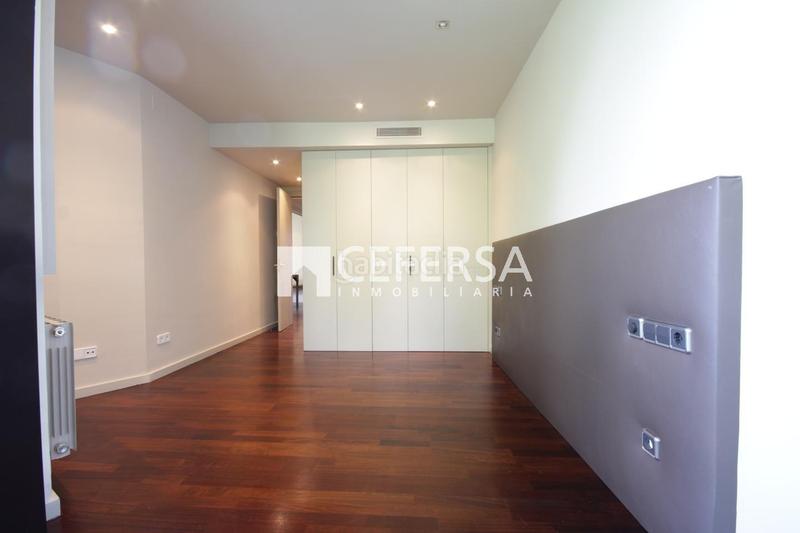 Foto 40843569-eaf6-4d89-9931-43a34c6e15e6. Affitto appartamento con riscaldamento parcheggio in Barcelona