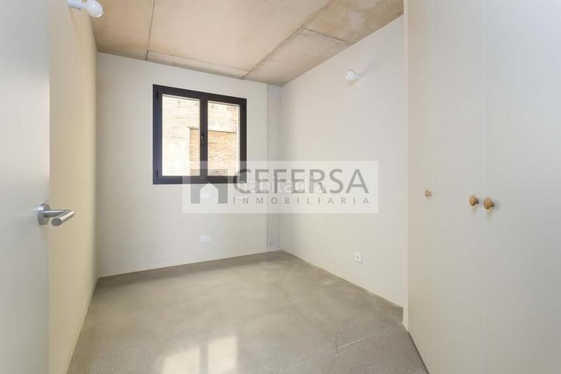 Foto 017664c8-d3eb-4294-8eb3-c541d1036f7c. Planta baja espectacular dúplex con jardín privado en edificio de obra nueva en sagrada familia en Barcelona