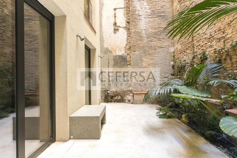 Foto 1c08f635-4725-4a1e-bb59-e472413604cd. Planta baja espectacular dúplex con jardín privado en edificio de obra nueva en sagrada familia en Barcelona