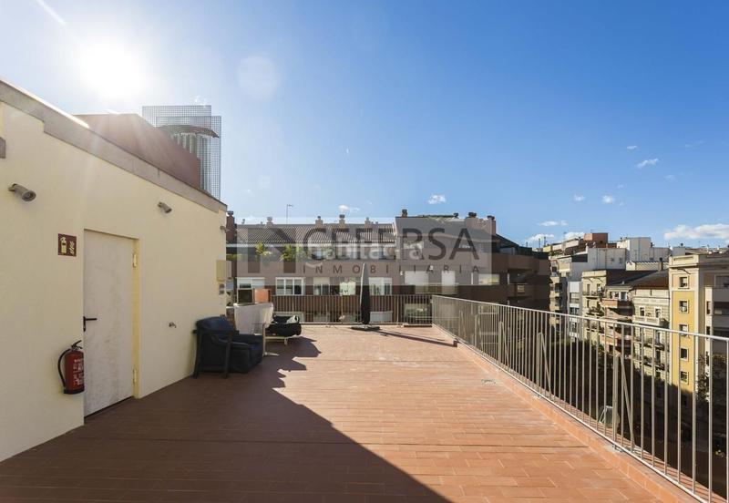 Foto ec13320a-f8e6-4159-a2e6-e90106e014bd. Planta baja espectacular dúplex con jardín privado en edificio de obra nueva en sagrada familia en Barcelona