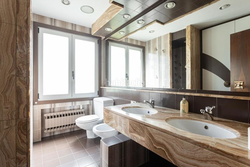 Foto 9b18ef2a-d67f-4c66-a95c-2affe35c38fe. Appartement avec chauffage parking dans Tres Torres Barcelona