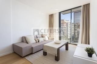 Dúplex  Carrer de guillem tell. Exclusivo ático dúplex con piscina, jardín privado y vistas pano