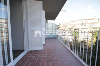 Alquiler Piso  Carrer de ravella. Ravella  vico piso de 75 m2 recién reformado de 2 habitaciones c