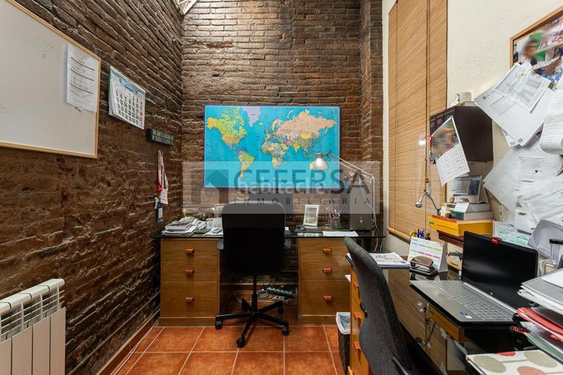 Foto 42fa0506-43d7-4048-9b14-436cf8a73430. Casa amb calefacció aparcament a Sant Ramon - Maternitat Barcelona
